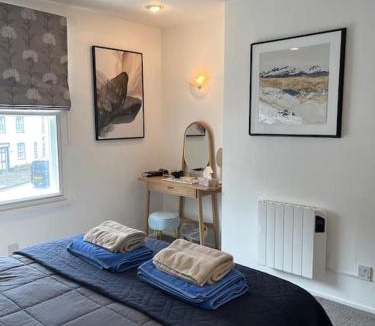 Prestbury Apartment | Artizana Suite - Luxury Village Location and Parking