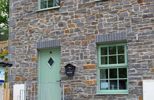 Pentrebach Cabin | Ash Cottage