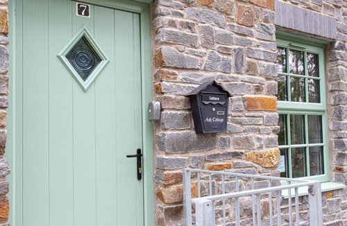 Pentrebach Cabin | Ash Cottage