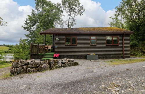 Porthyrhyd House | Ash Lodge