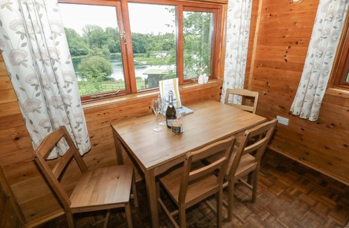 Porthyrhyd House | Ash Lodge