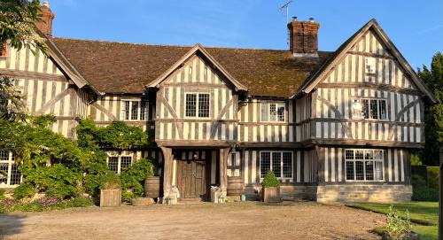 Ashleworth Apartment | Ashleworth Manor Guest Wing