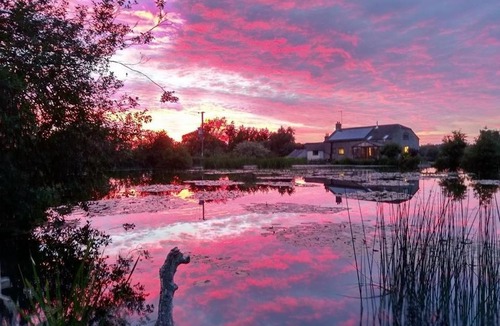 Helmdon Bed & Breakfast | Astwell Mill Private accommodation near Silverstone