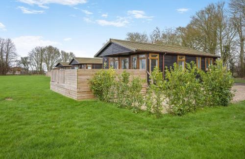 Diss House | Athelington lodge - Beech