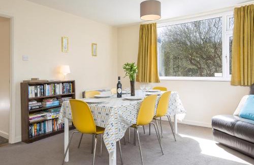Nolton House | Avalon