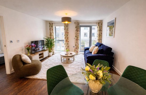 Cambridge Apartment | Avocado Tree Apartment - near Cambridge Station