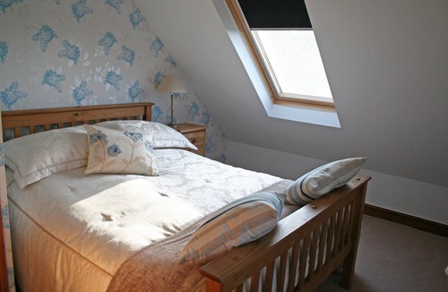 Chippenham House | Avon Lodge