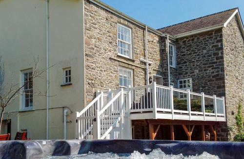 Aberaeron House | Awelfa - On7