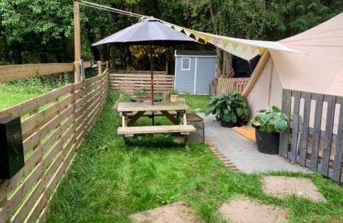 Moreton Other | Badgers Burrow