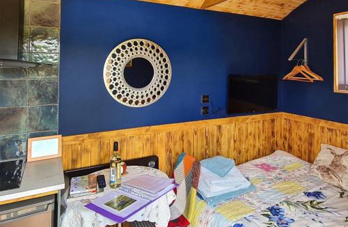Cowbeech House | Badgers - Uk46750