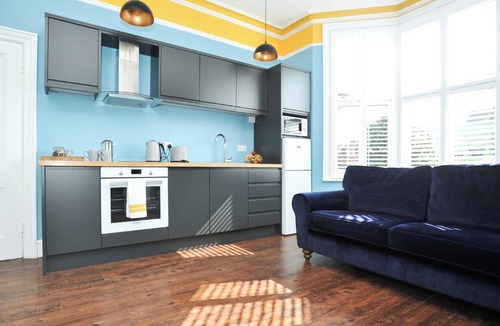 Cheltenham Cottage | Bailey Studio Apartment - UKC6337