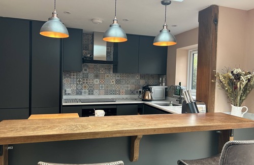 Castle Acre House | Bailiff’s Cottage, Circa 1600 cosy, charactful & Pet friendly
