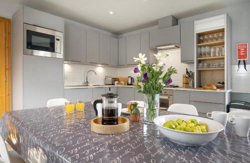 Exmouth House | Balamory