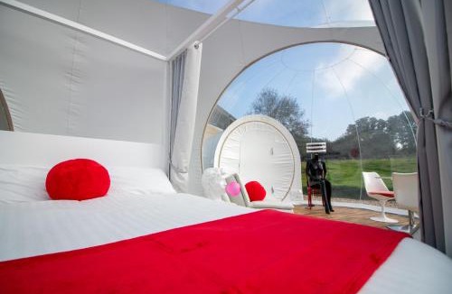 Maidstone Other | Barn bubble