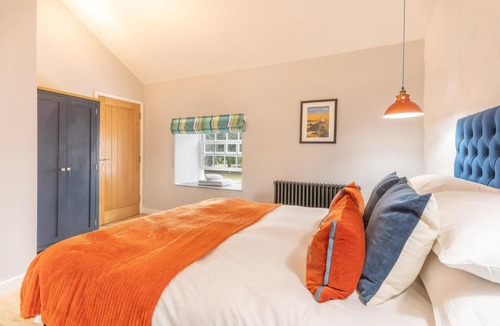 Bryngwran House | Barn Conversion I Family Get Away I Large Groups