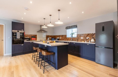 Bryngwran House | Barn Conversion I Family Get Away I Large Groups