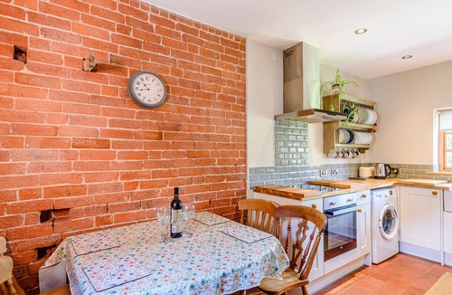 Sturton By Stow Cottage | Barn End