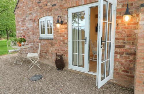 Dalbury Lees House | Barn Owl