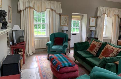 Kirkton Manor House | Barns Library