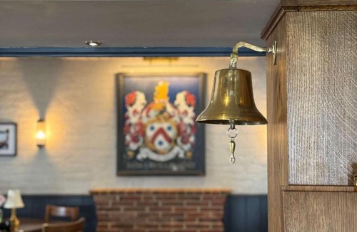 Henley Bed & Breakfast | Baskerville
