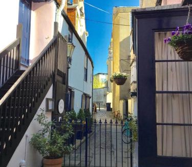 Oxford City Centre Hotel | Bath Place Hotel