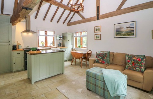Turnditch House | Bay Tree Cottage is in Belper.