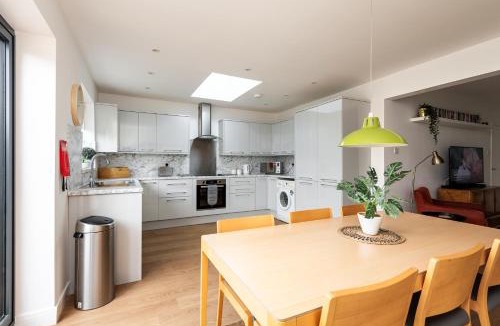 Swalecliffe House | Beach Retreat