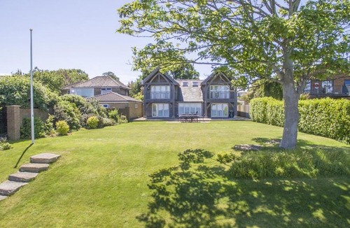 Bembridge House | Beach Side