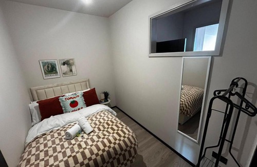 Barry Apartment | Beachfront 2-Bed Apartment on Barry Island