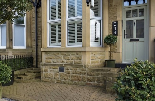 Harrogate Apartment | Beautiful 1 bed Flat in Harrogate with Private Parking and outside space