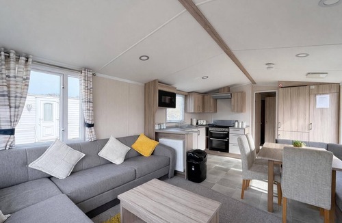 Mappleton House | Beautiful caravan at Skipsea Sands ref 41029WF
