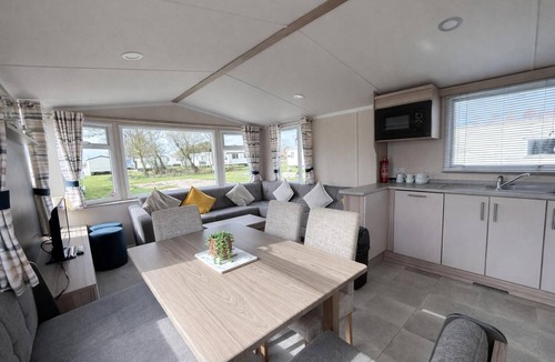 Mappleton House | Beautiful caravan at Skipsea Sands ref 41029WF