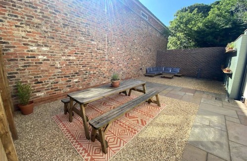 Stokesley Cottage | Beautiful spacious cottage in market town