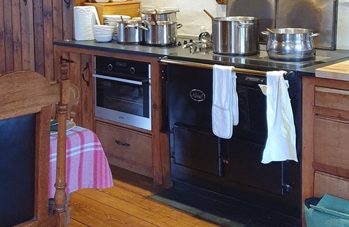 Launceston House | Beautifully Converted Barn on Organic Farm on the Cornwall Devon Border