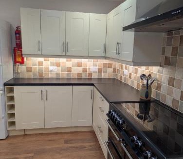 Charminster House | BEAUTIFULLY RENOVATED PET FRIENDLY BUNGALOW Style BARN CONVERSION NEAR DORCHESTER DORSET