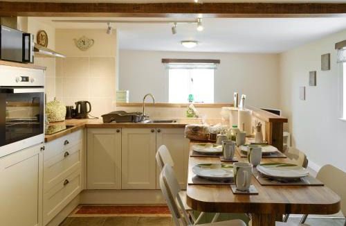 Llanychan House | Beech Cottage