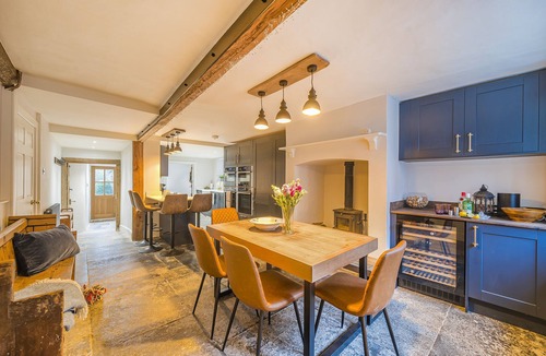 Evershot Cottage | Beech House - sleeps 9 guests in 5 bedrooms