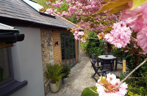 Margam House | Beili Glas Cottage