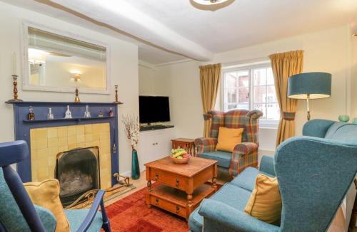 Dorchester House | Bell Cottage