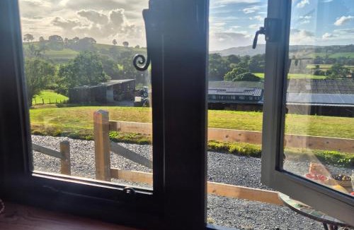Corwen Apartment | Bets & Blods Shepherd's Huts