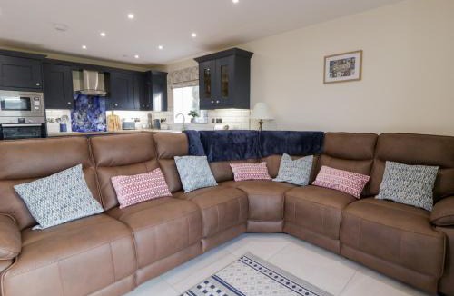 Aberystwyth House | Beudy
