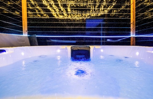 Birmingham House | Birmingham Cosy luxe house 2 bed hot tub