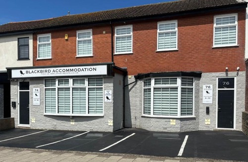 Blackpool Town Center Apartment | Blackbird Accommodation and Luxury Apartments room 11