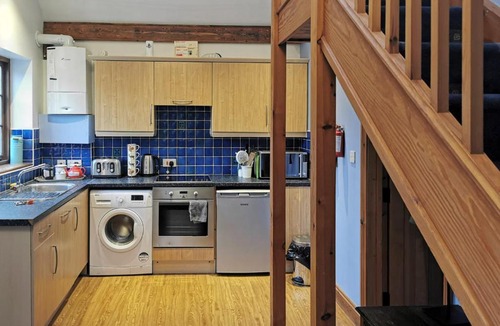 Damerham House | Blue Charm - 29585