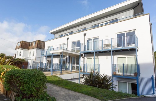 Southbourne Apartment | Blue Waters 2