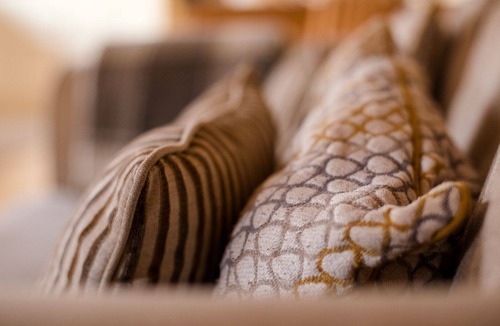 Chipping Campden House | Boddingtons Barn - a norton grounds that sleeps 2 guests in 1 bedroom