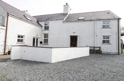 Llanddeusant House | Bodegri Cottage