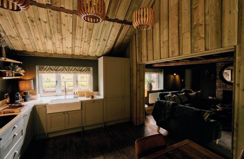 Tatton Park House | Boutique Luxury Cottage Cheshire Wedding Guests