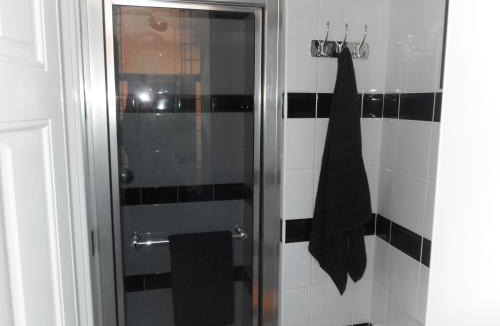 Blackpool Town Center House | Bradleys Hotel