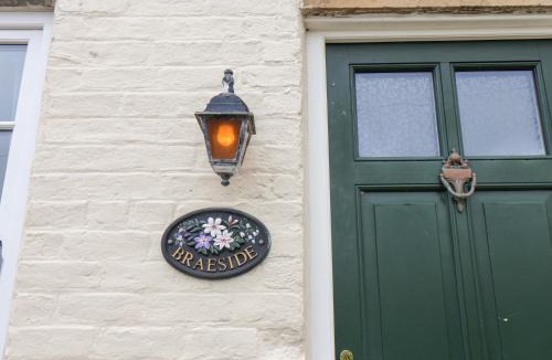 Fylingthorpe House | Braeside